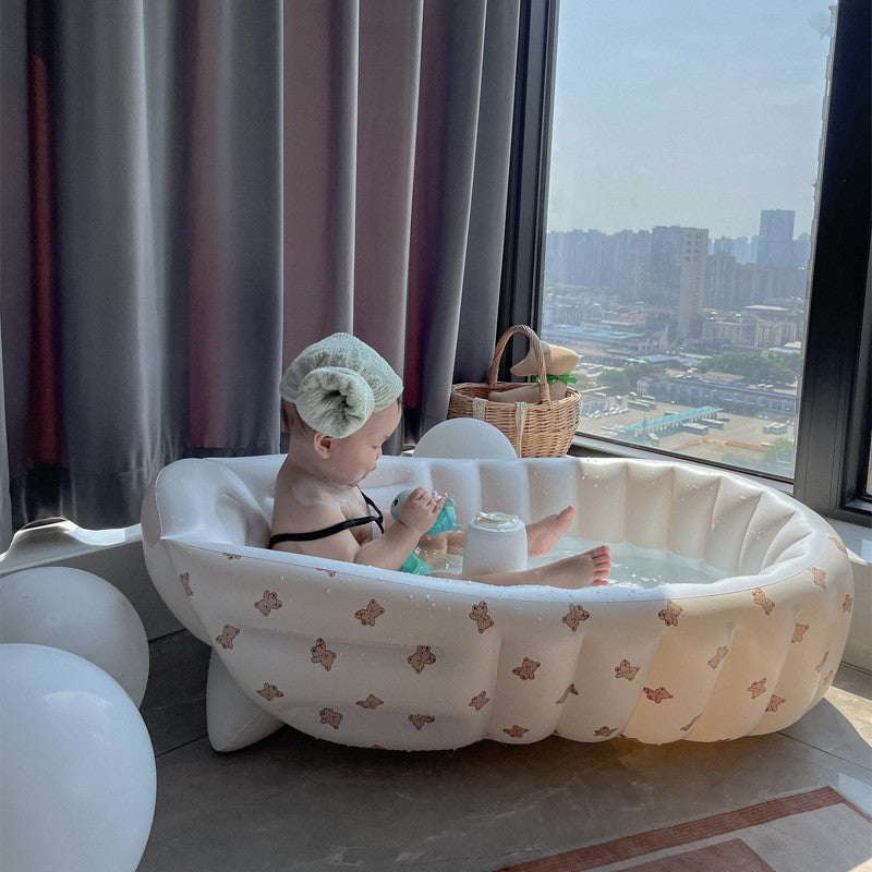 Inflatable baby bathtub